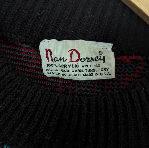 Nan Dorsey | Vintage | Floral Sweater - Picture 7 of 8